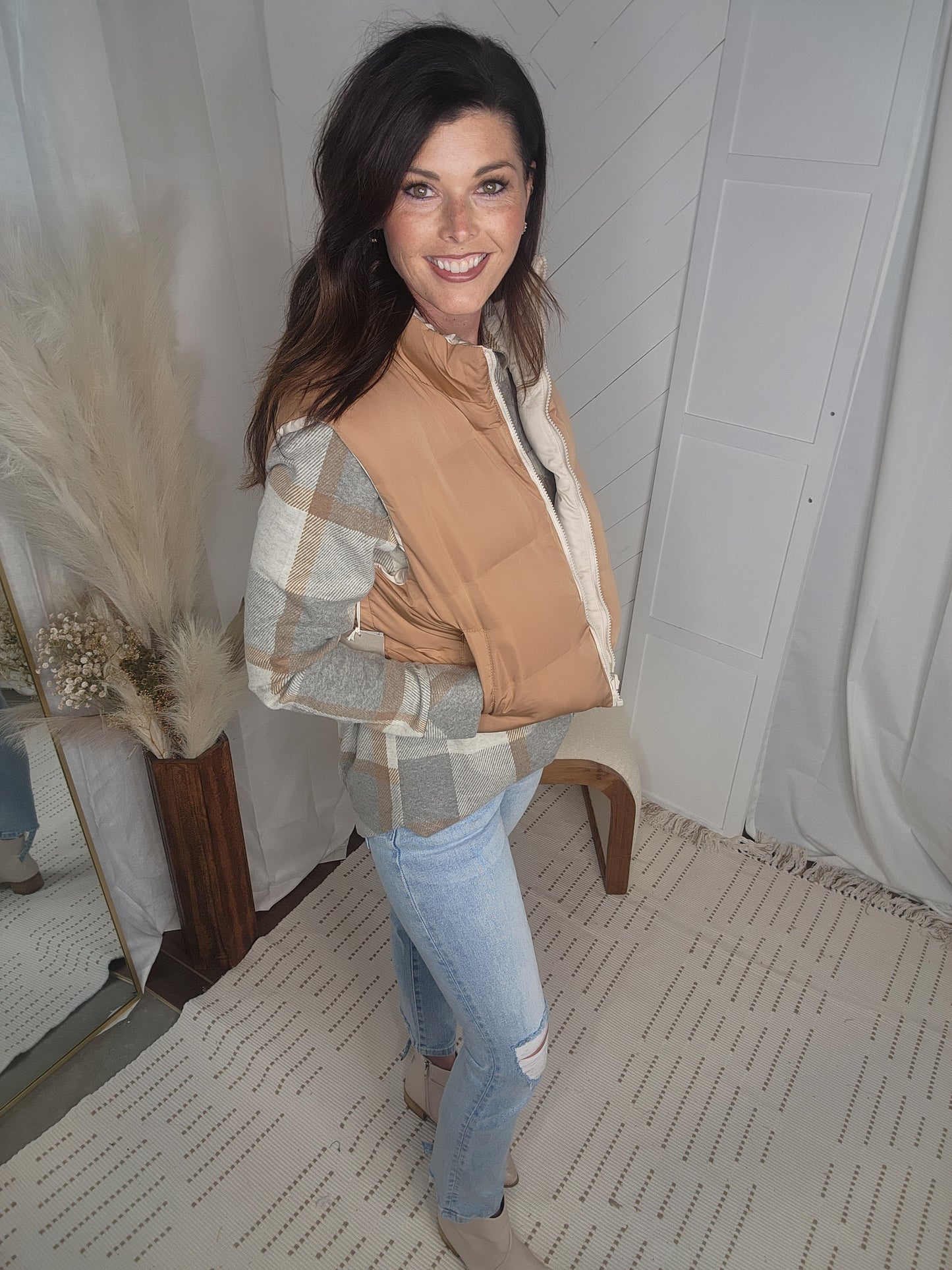 The Izzy Vest: Tan/Carmel