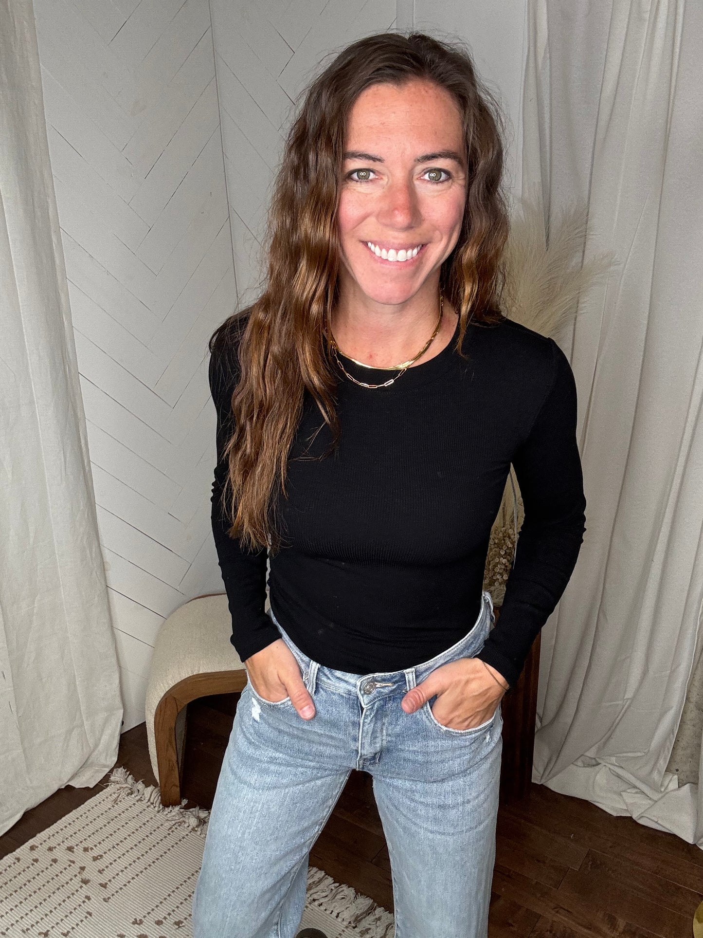 Black: Essential Long-Sleeved Ribbed Top