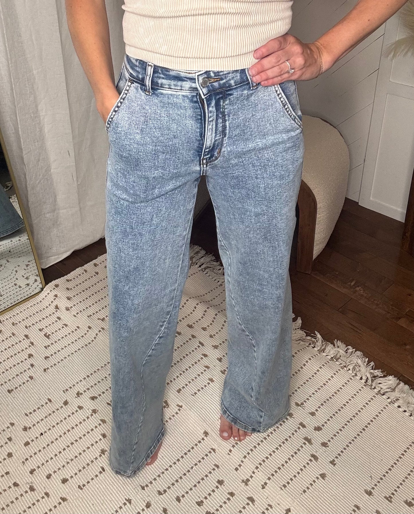 Judy Blue54: High Waisted Detailed Wide Leg Jeans