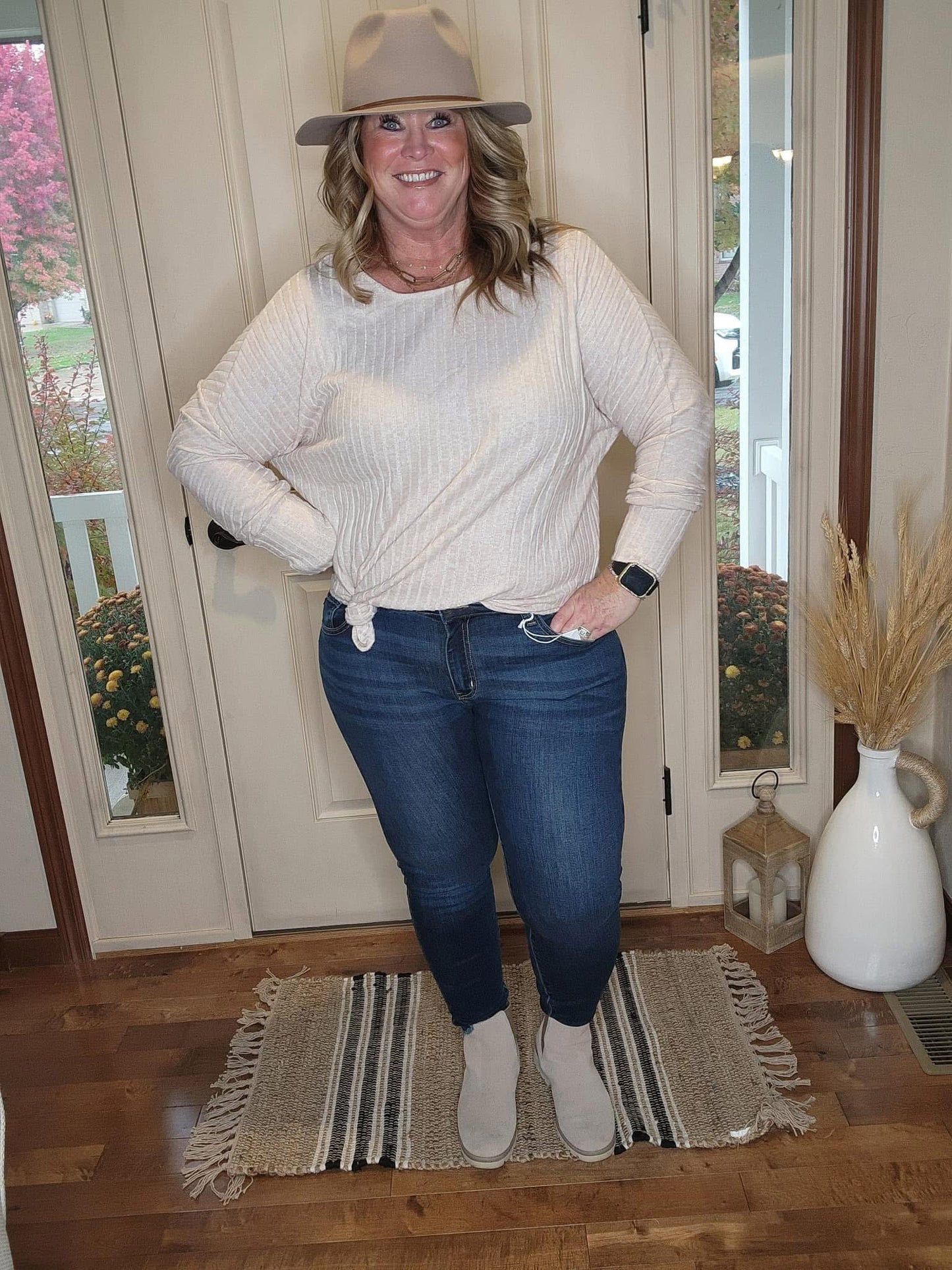 Kancan20009: Mid Rise Skinny