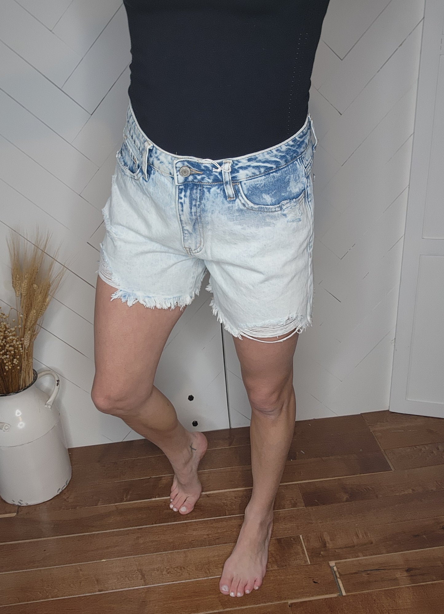 Vervet Miraculous: High Rise Distressed Shorts