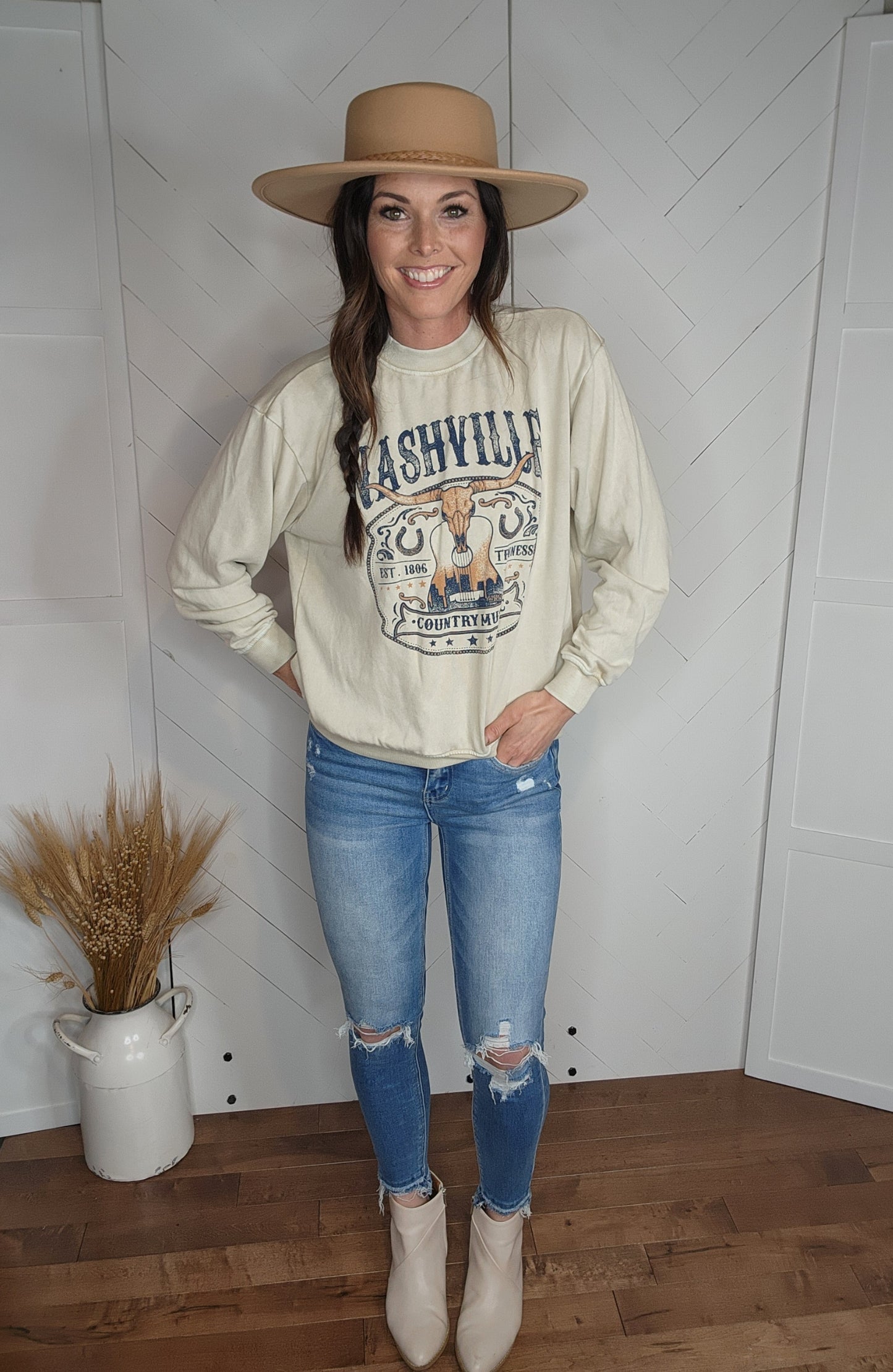 Nashville Sweatshirt: Taupe