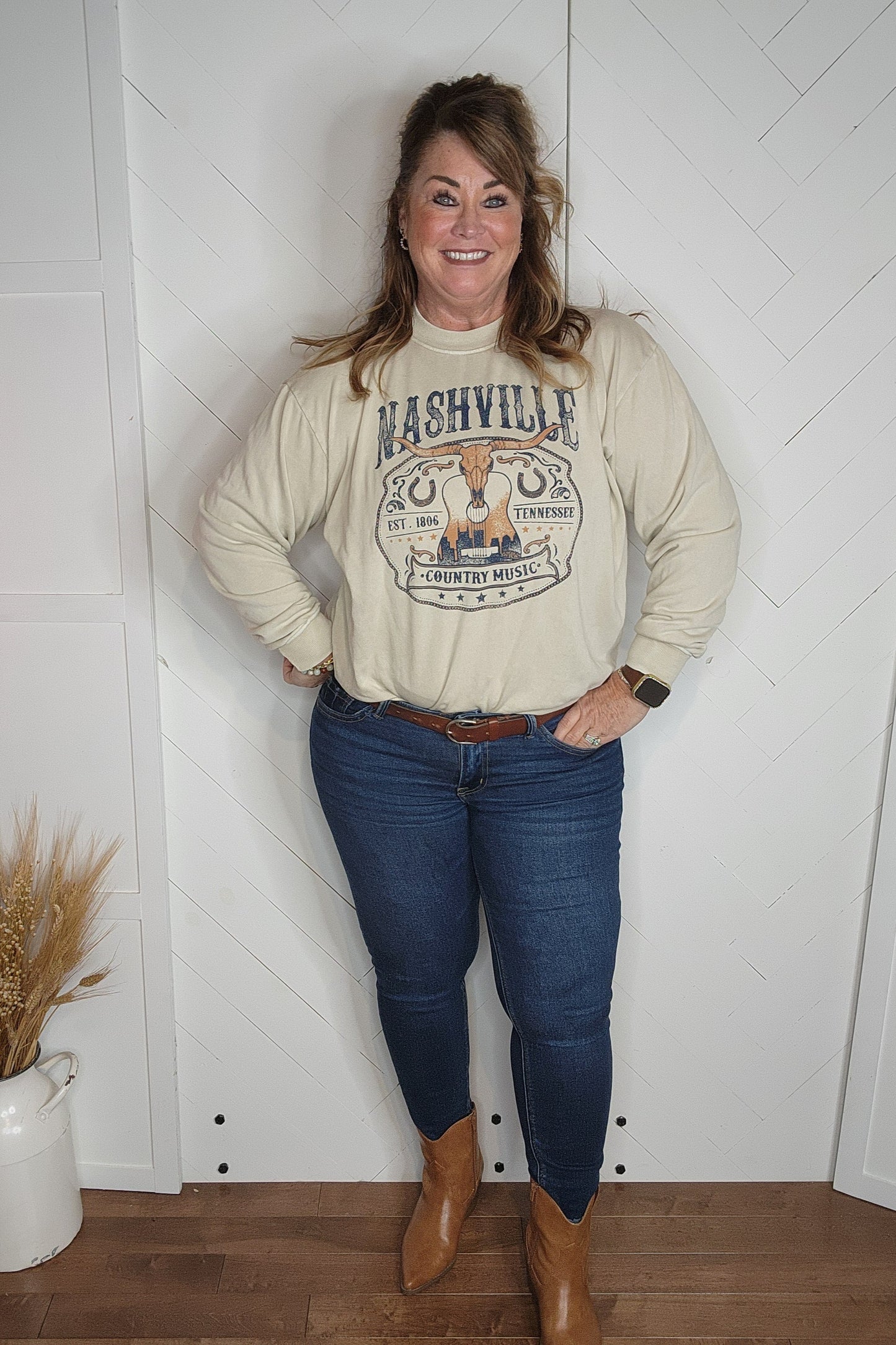 Nashville Sweatshirt: Taupe