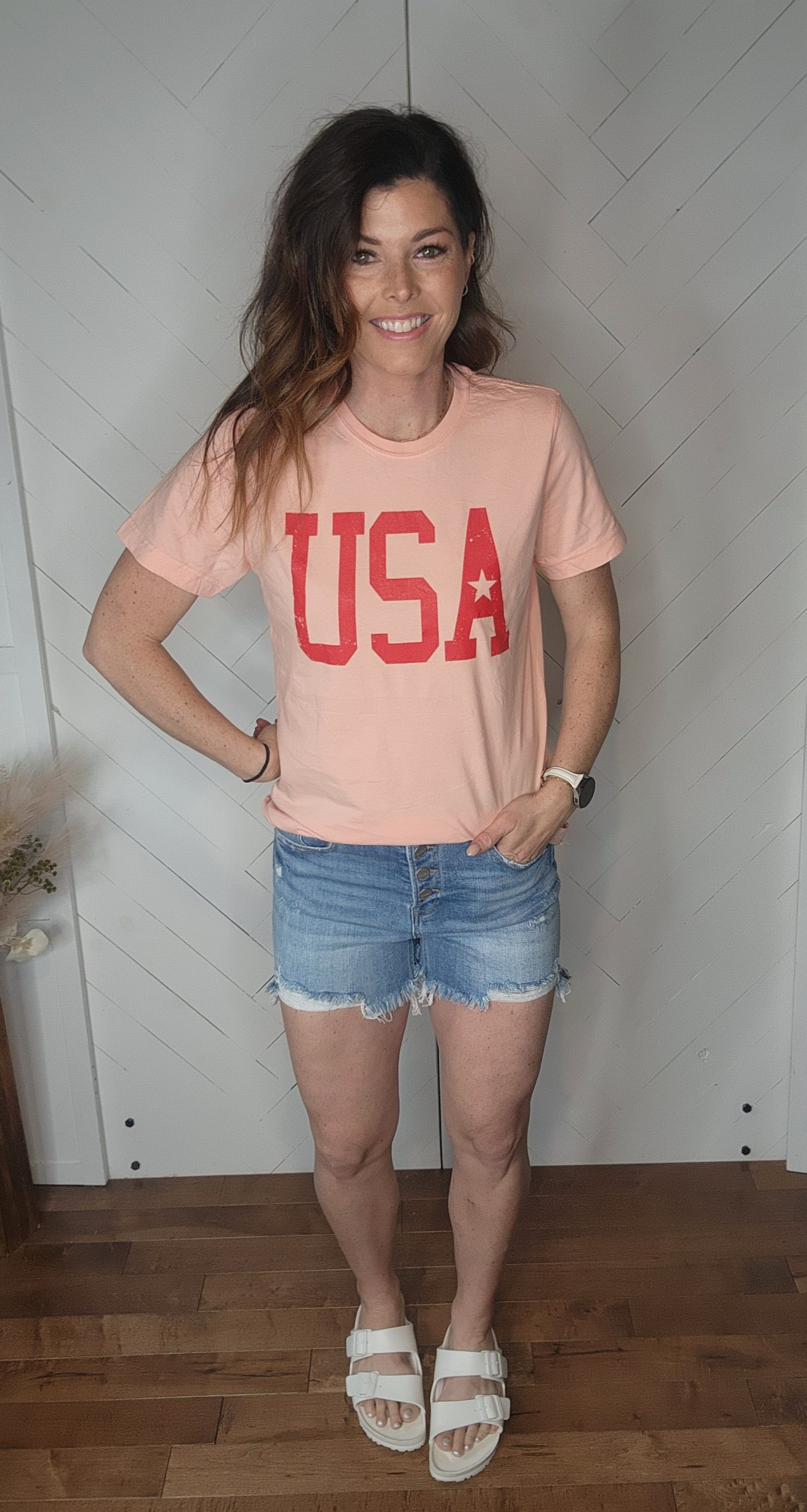 U.S.A. Graphic Tee: Peach Bud