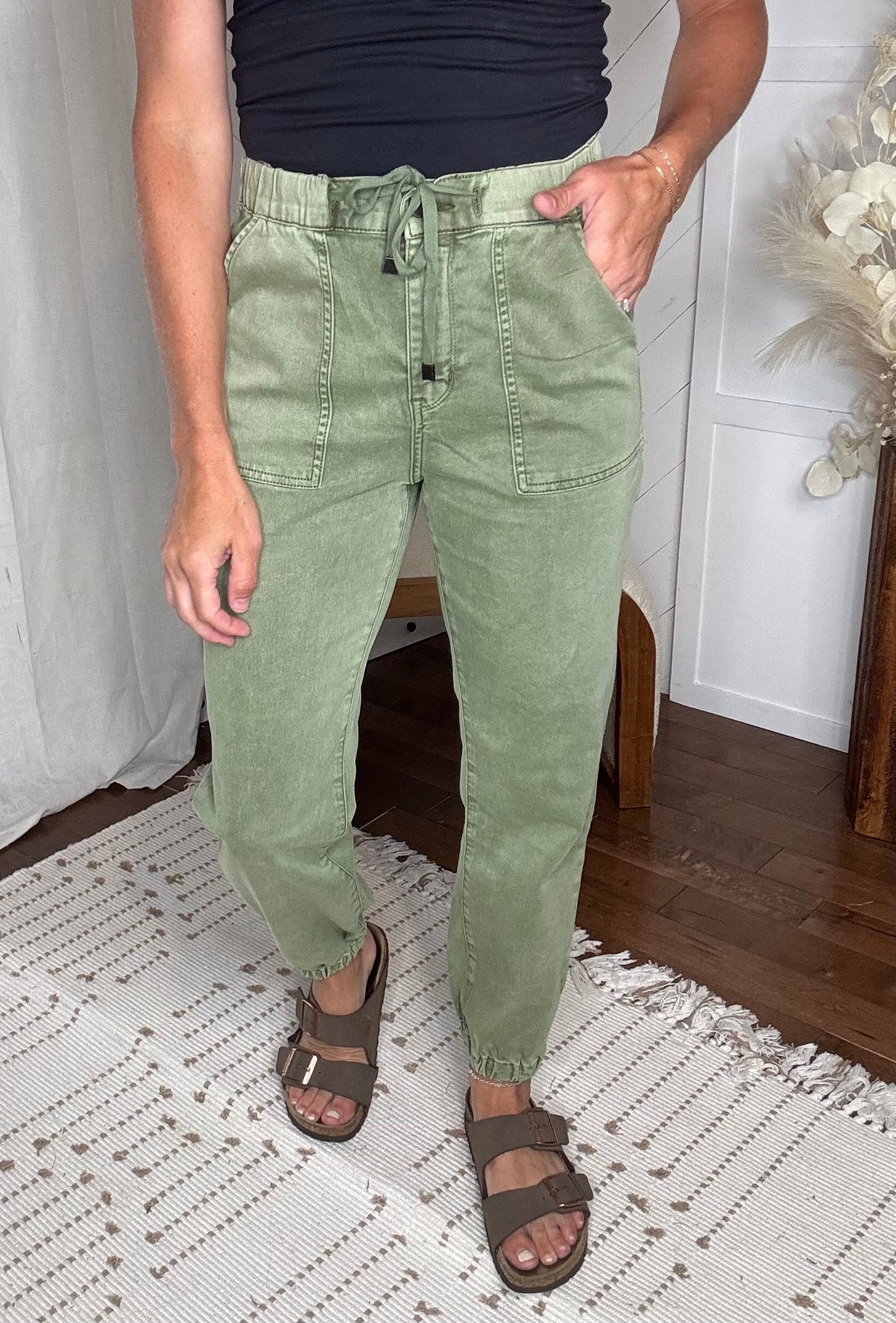 Mica High Rise Drawstring Joggers: Olive