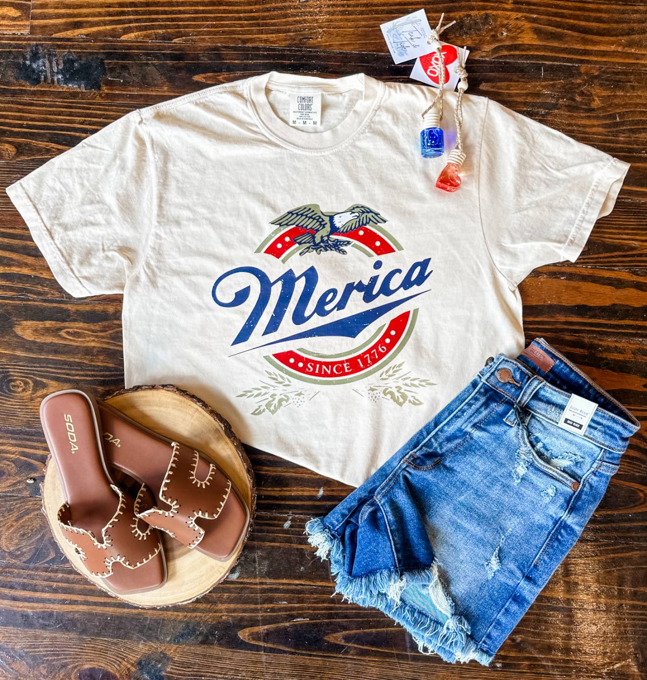 Merica Graphic Tee : Ivory
