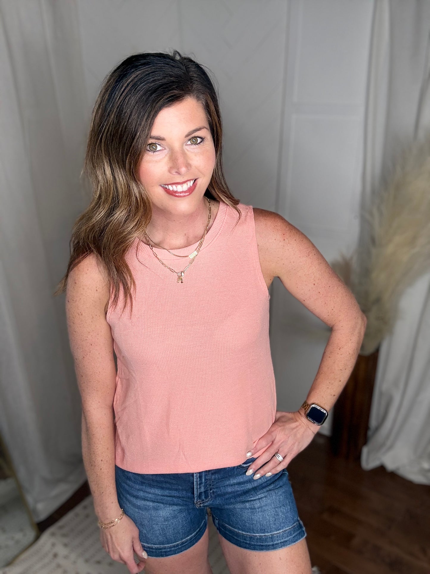 Risen17: Dark High Rise Side Slit Shorts