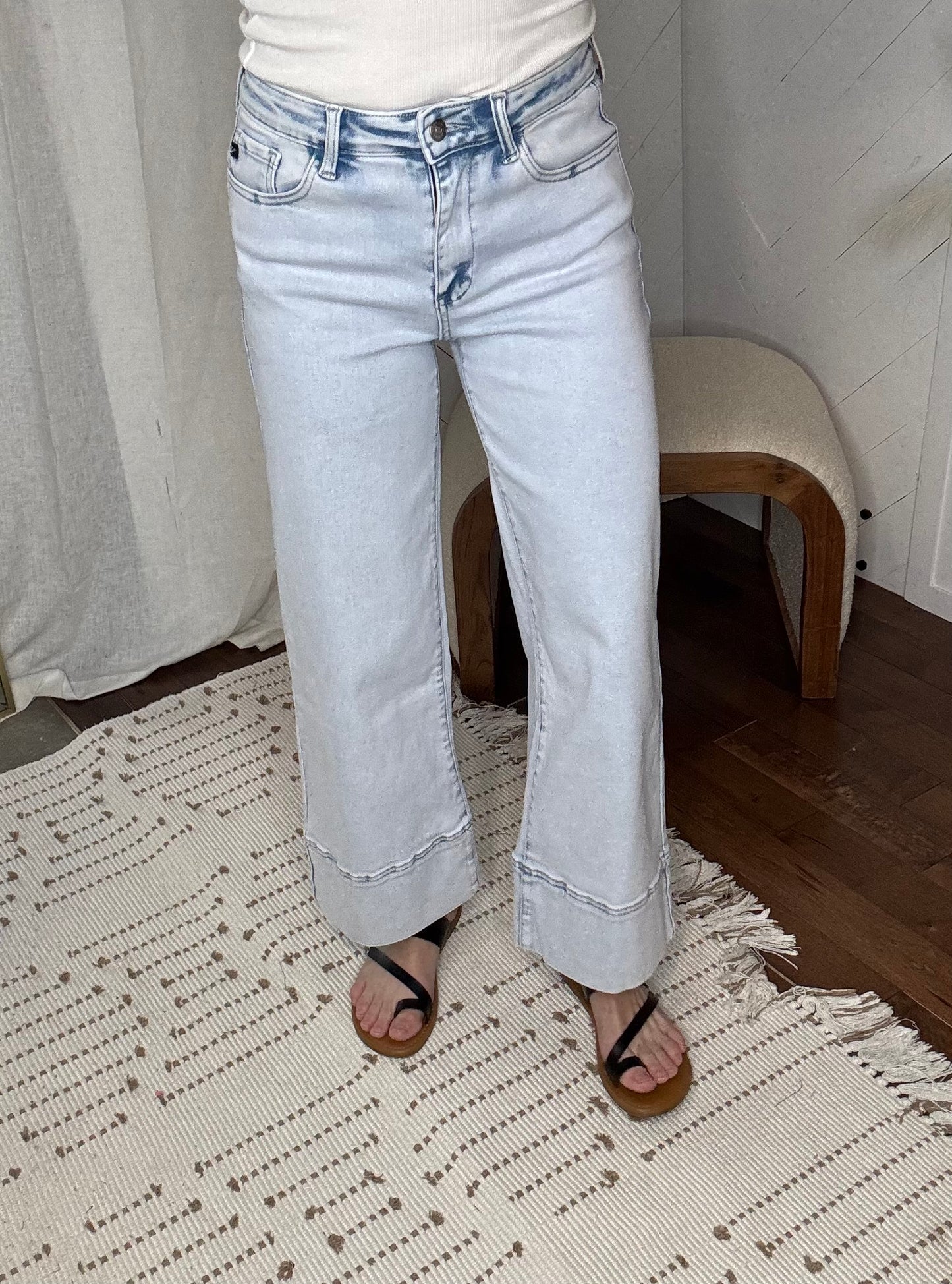 KanCan85: High Rise Cropped Wide Leg