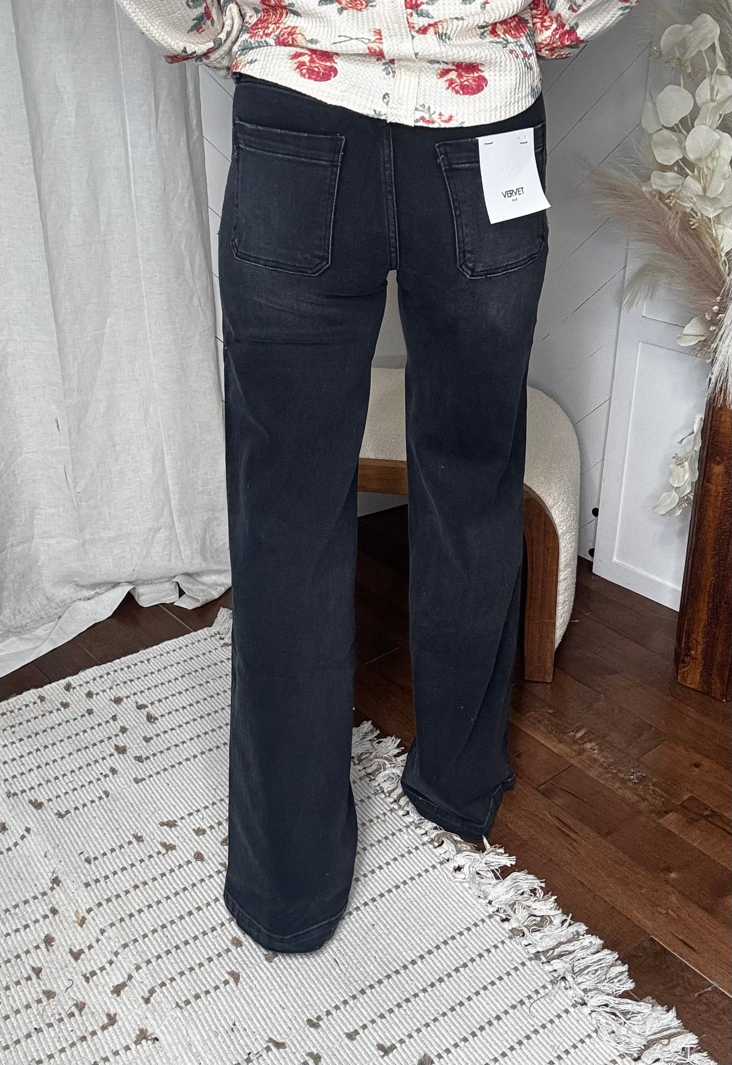 Vervet69: High Rise Patch Pocket Wide Trousers