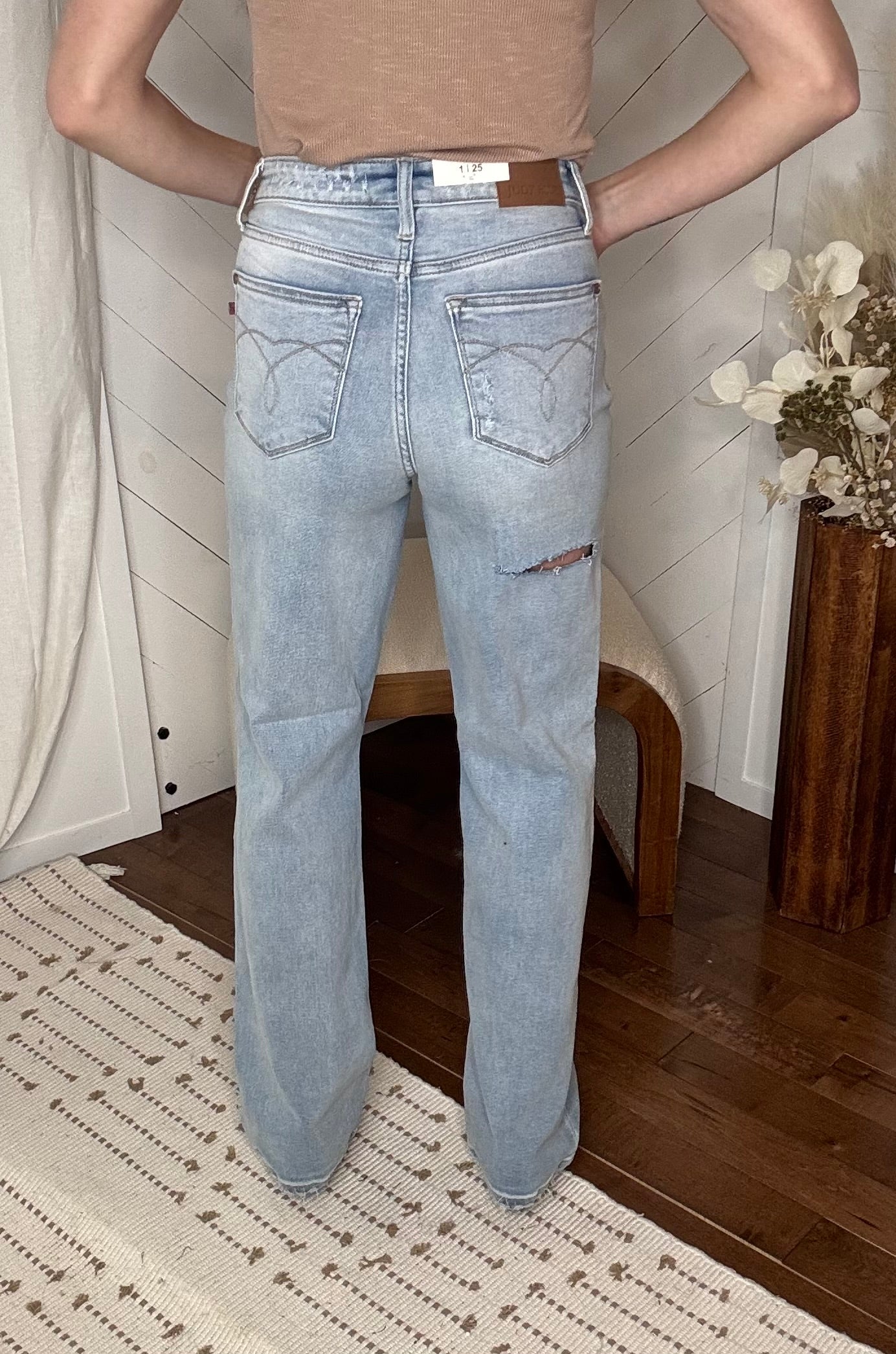 Judy Blue600: High Waist 90's Straight Leg