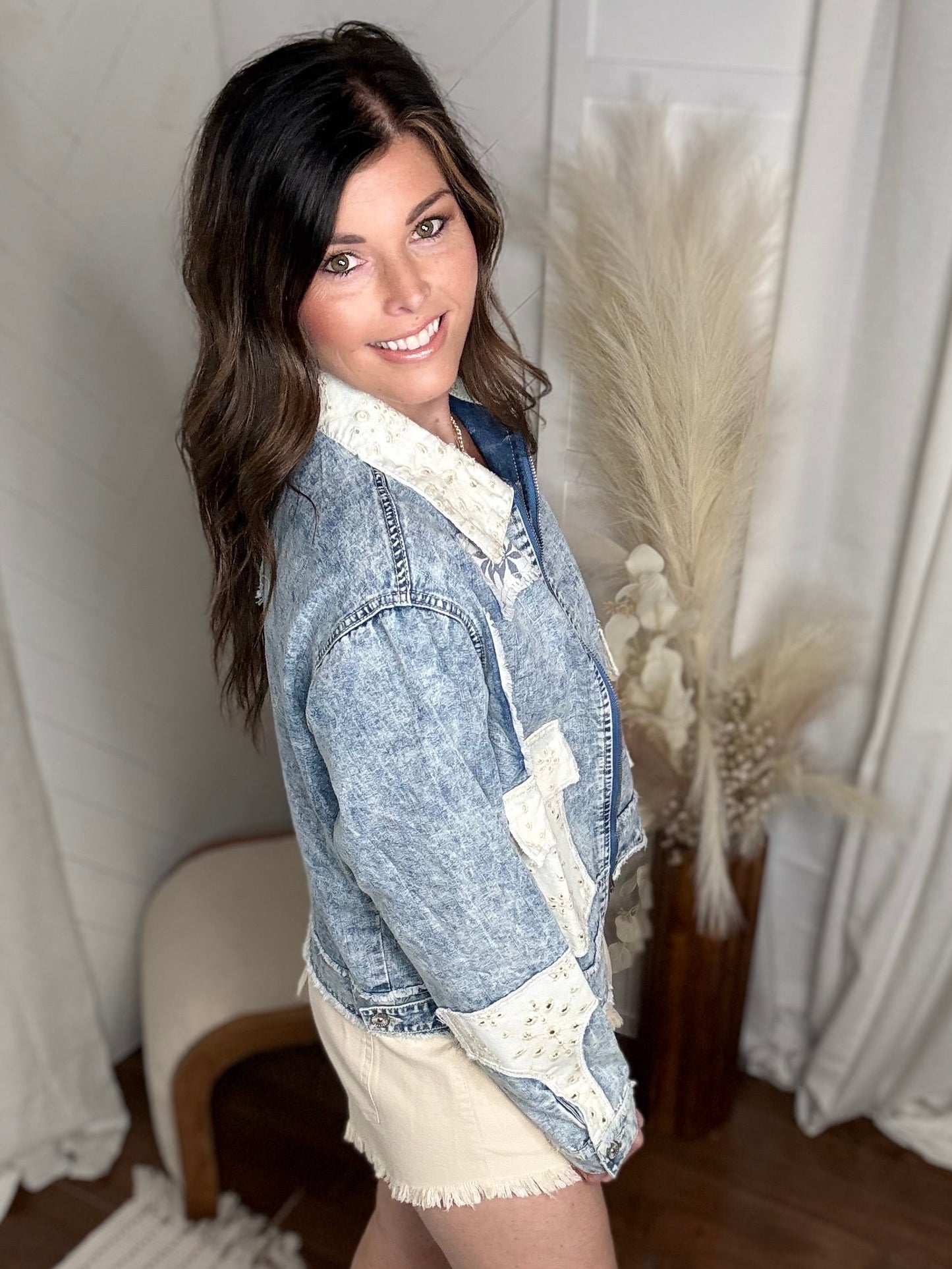 Vintage Washed Zip-Up Patch Denim Jacket