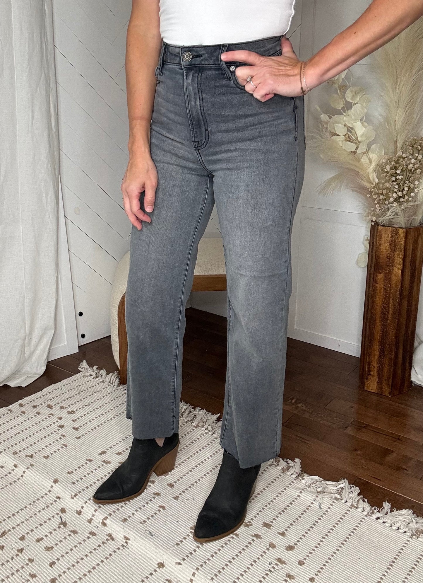 Hidden: Grey Tracey Straight Leg Jeans