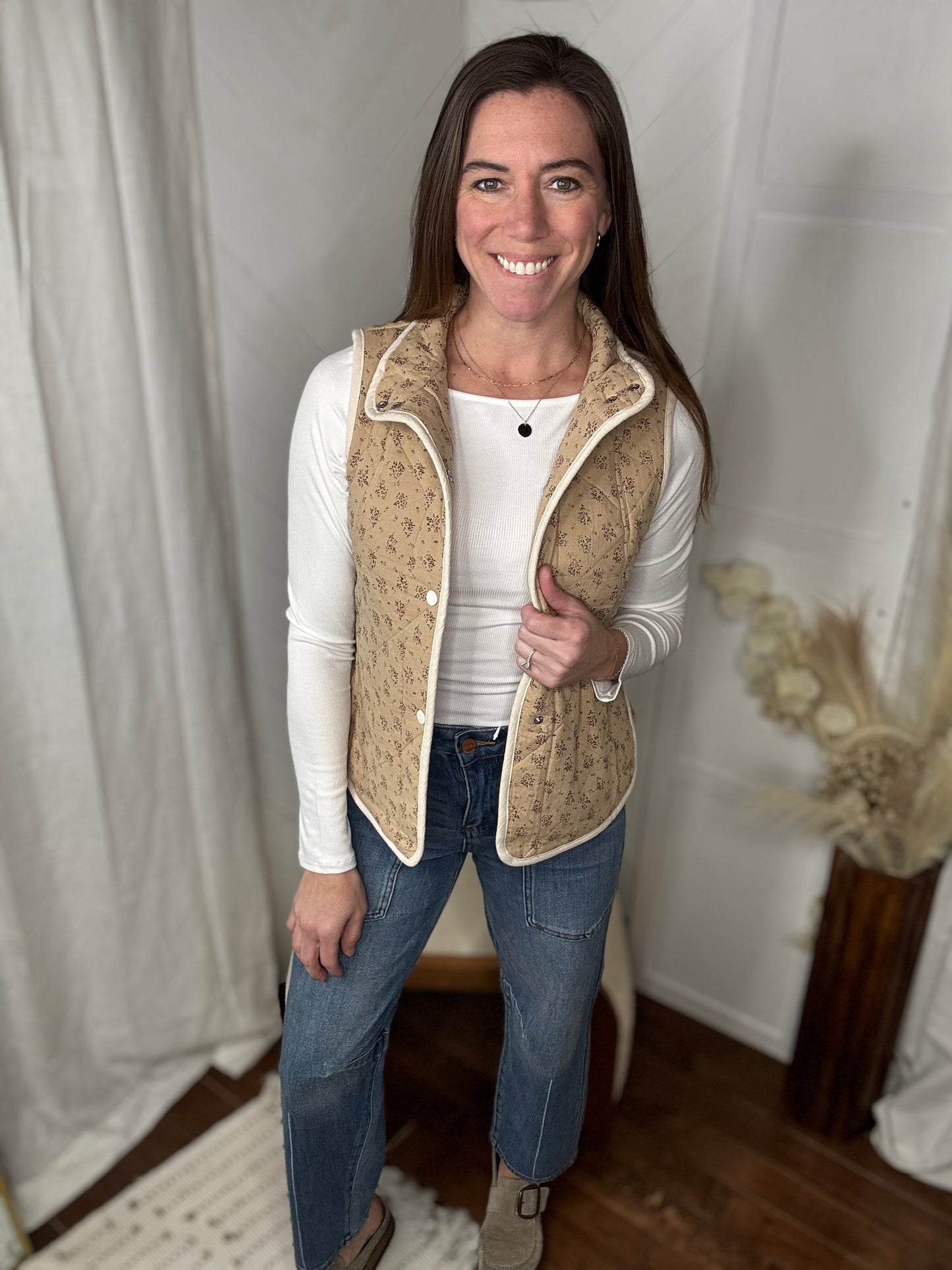 Khaki Floral Print Quilted Vest