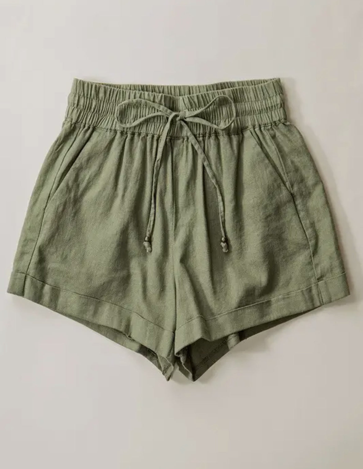 Lilah Linen Shorts: Olive