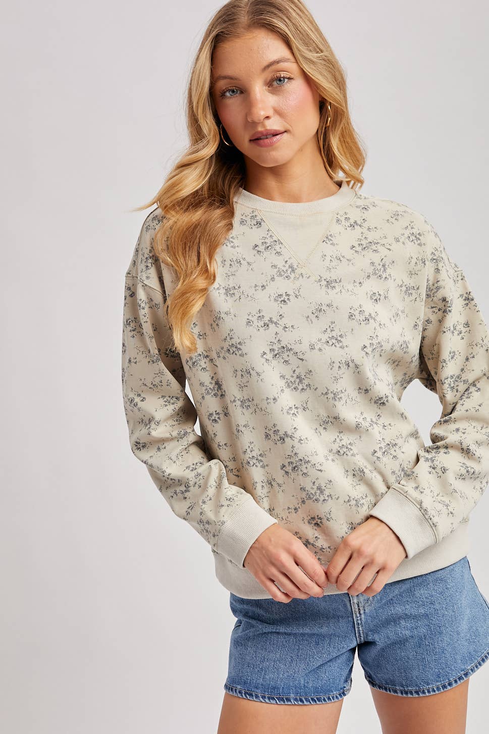 Vintage Oatmeal Floral Sweatshirt