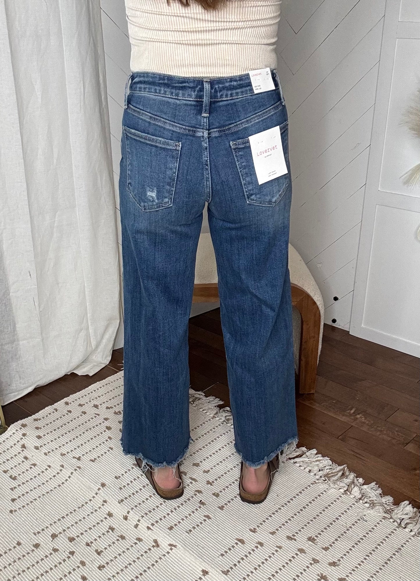 Loveret46: Mid Rise Raw Hem Jeans