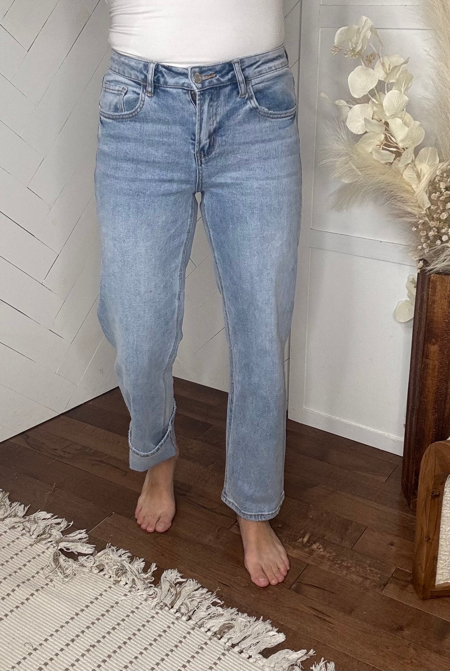 Vervet42: Mid Rise Dad Jeans