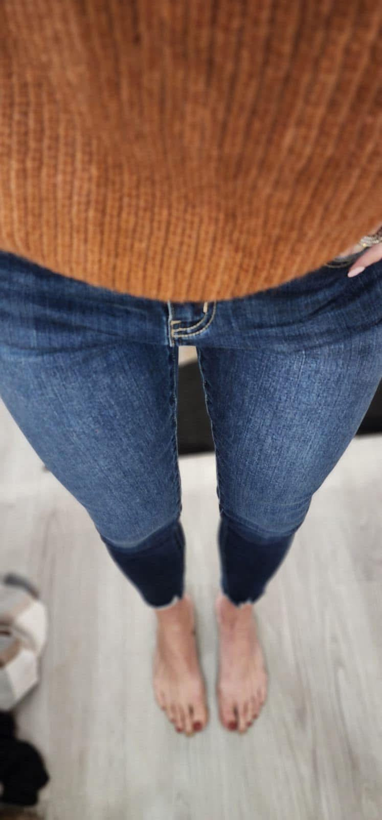 Kancan20009: Mid Rise Skinny