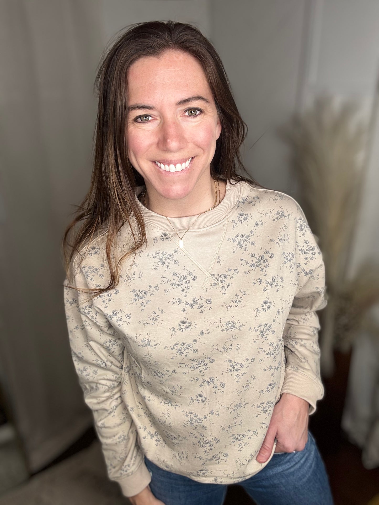 Vintage Oatmeal Floral Sweatshirt