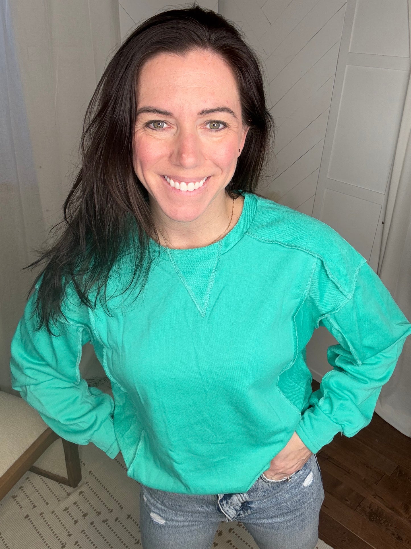 Mint Green Splicing Pullover Sweatshirt